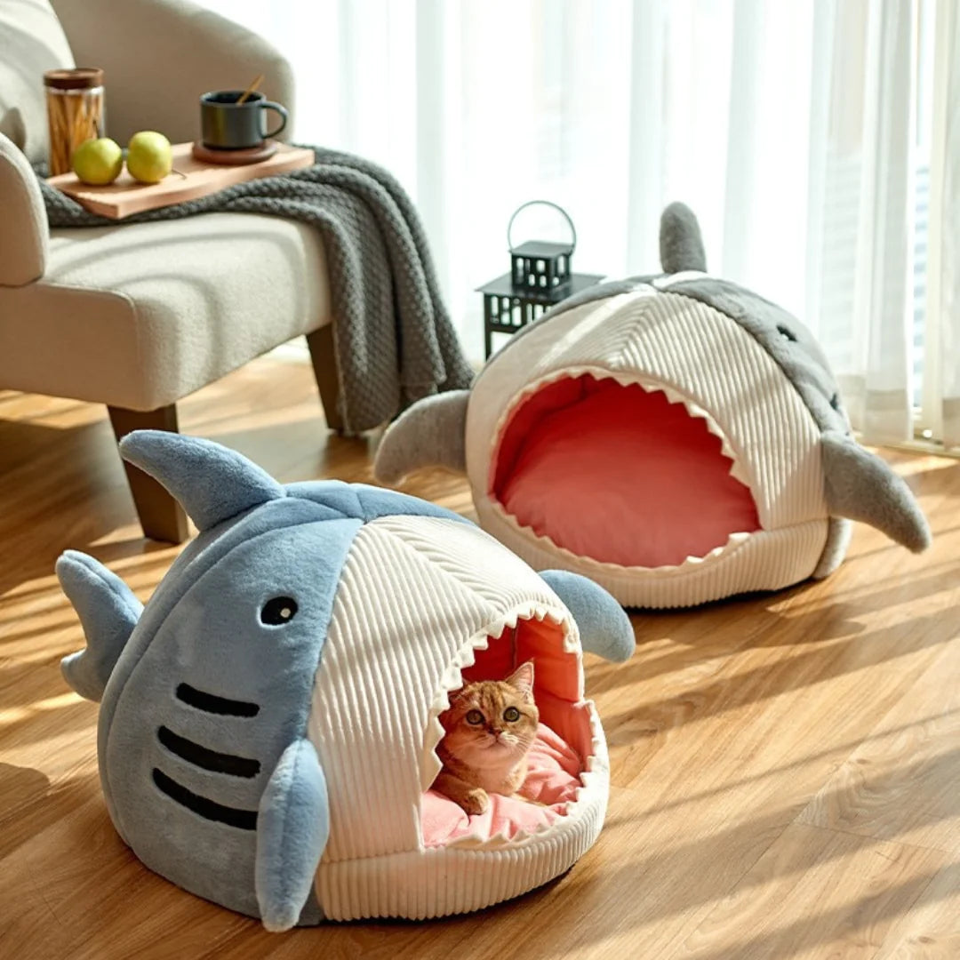 CueTa™Pet Shark Bed